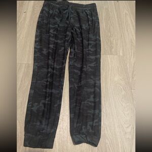Kyodan Black & Charcoal Camo Jogger Pants
